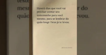 Imagem com frase motivacional sobre contar o próprio testemunho e a ajuda divina, de autoria de @tristeza.eternna.