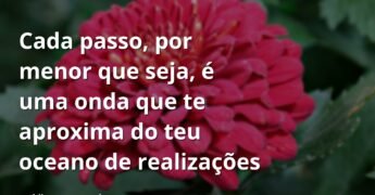 Céu vasto e águas calmas refletindo a luz do sol, inspirando paz e a sensação de conquista após uma longa jornada.